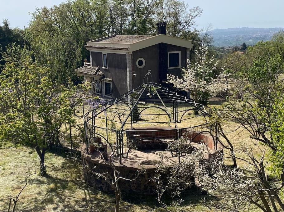 Villa Caterina, Alle Pendici Del Vulcano Etna Viagrande Eksteriør billede
