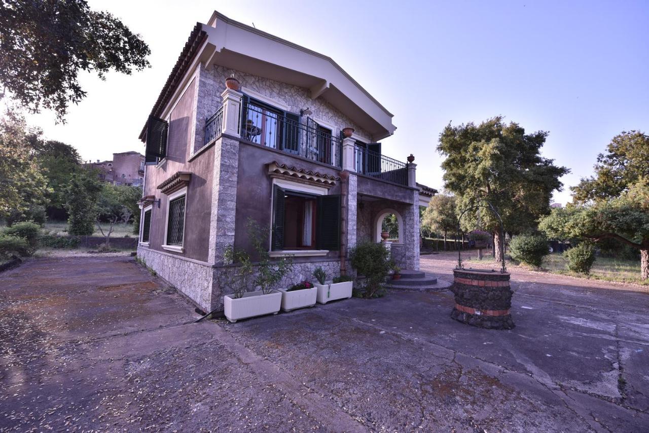Villa Caterina, Alle Pendici Del Vulcano Etna Viagrande Eksteriør billede
